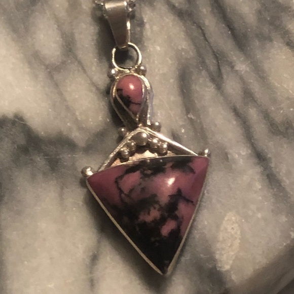 VTG Sterling & Rhodonite Pink / Black Triangle Pear Stones Pendant & Chain 19” - Picture 5 of 9
